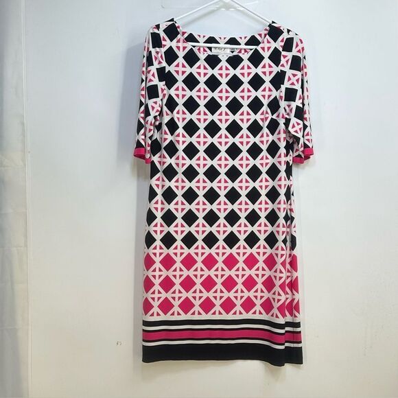 Eliza J Size 10  Pink, White  and Black Geo Print Short Sleeve Shift Dress - Picture 1 of 10